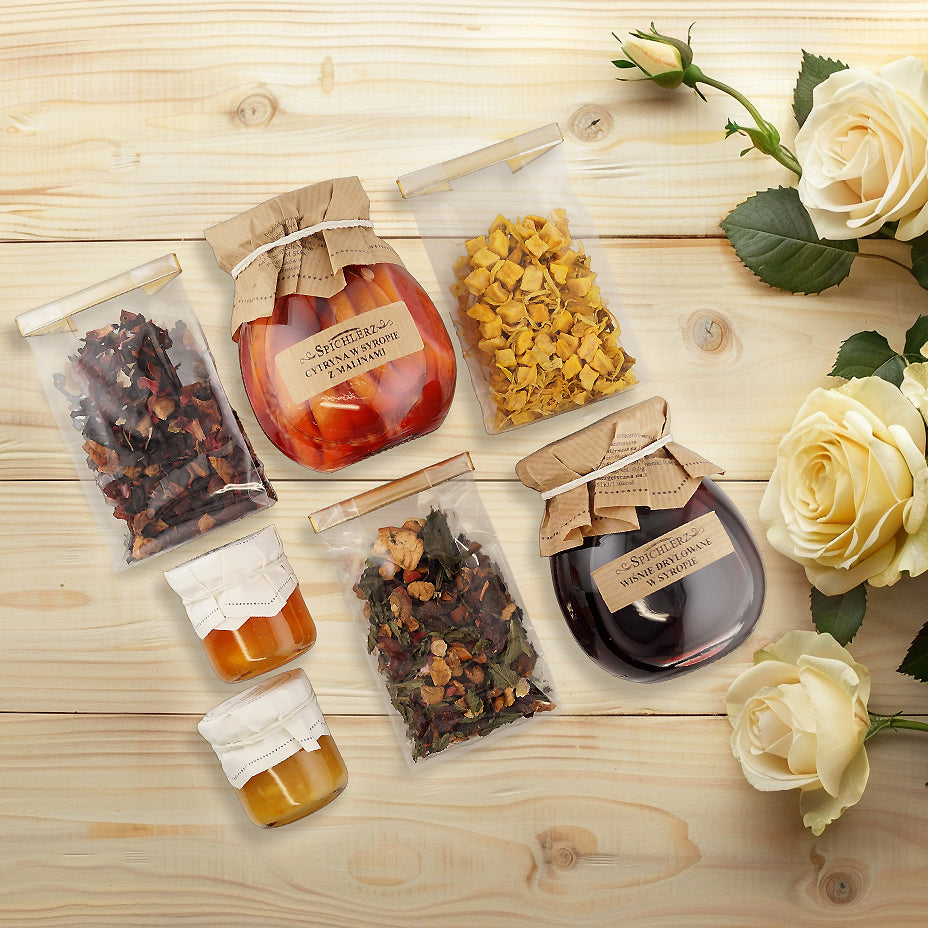 Unique gift basket for her with premium tea and honey. Personalized gift for mom with green and black tea variety