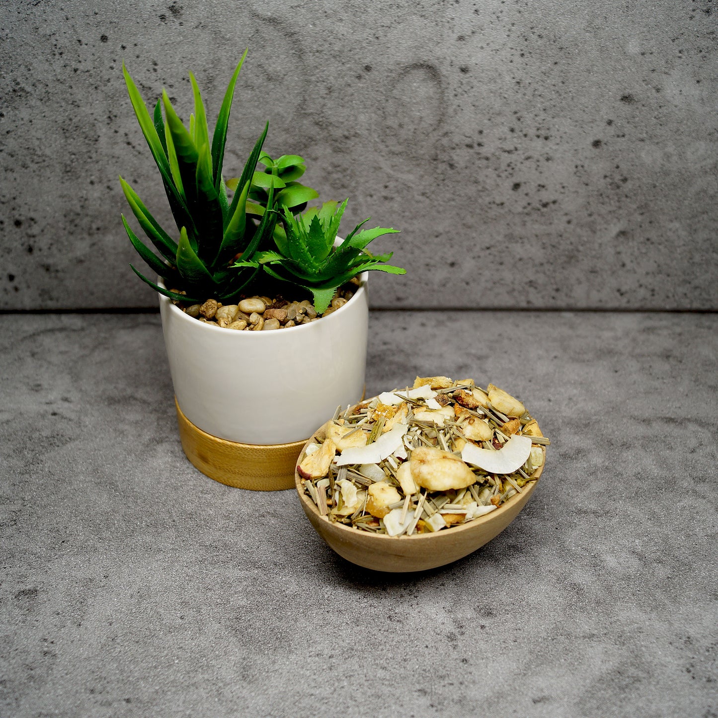 Ingredients of Exotic Love Dream Tea – Pineapple, Coconut, Mango, and Banana Pieces