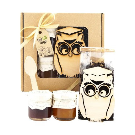 Explore our exquisite tea gift sets, including tea gift boxes, luxury tea sets, and tea lovers gift baskets. Perfect for any occasion, featuring a selection of herbal tea gift sets, tea assortment boxes, and tea and honey gift bundles, along with tea presents for the most discerning tea enthusiasts.
