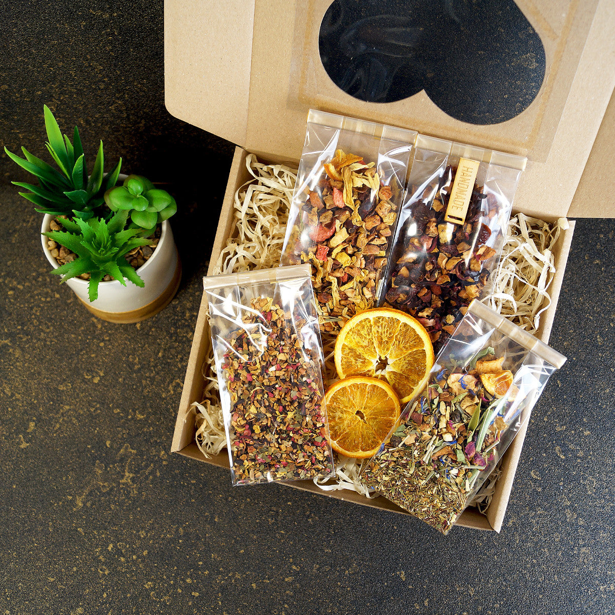 Tea assortment gift box with premium fruit tea blends – gift for women