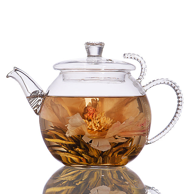 White blooming tea balls gift set, ideal for Valentine's Day