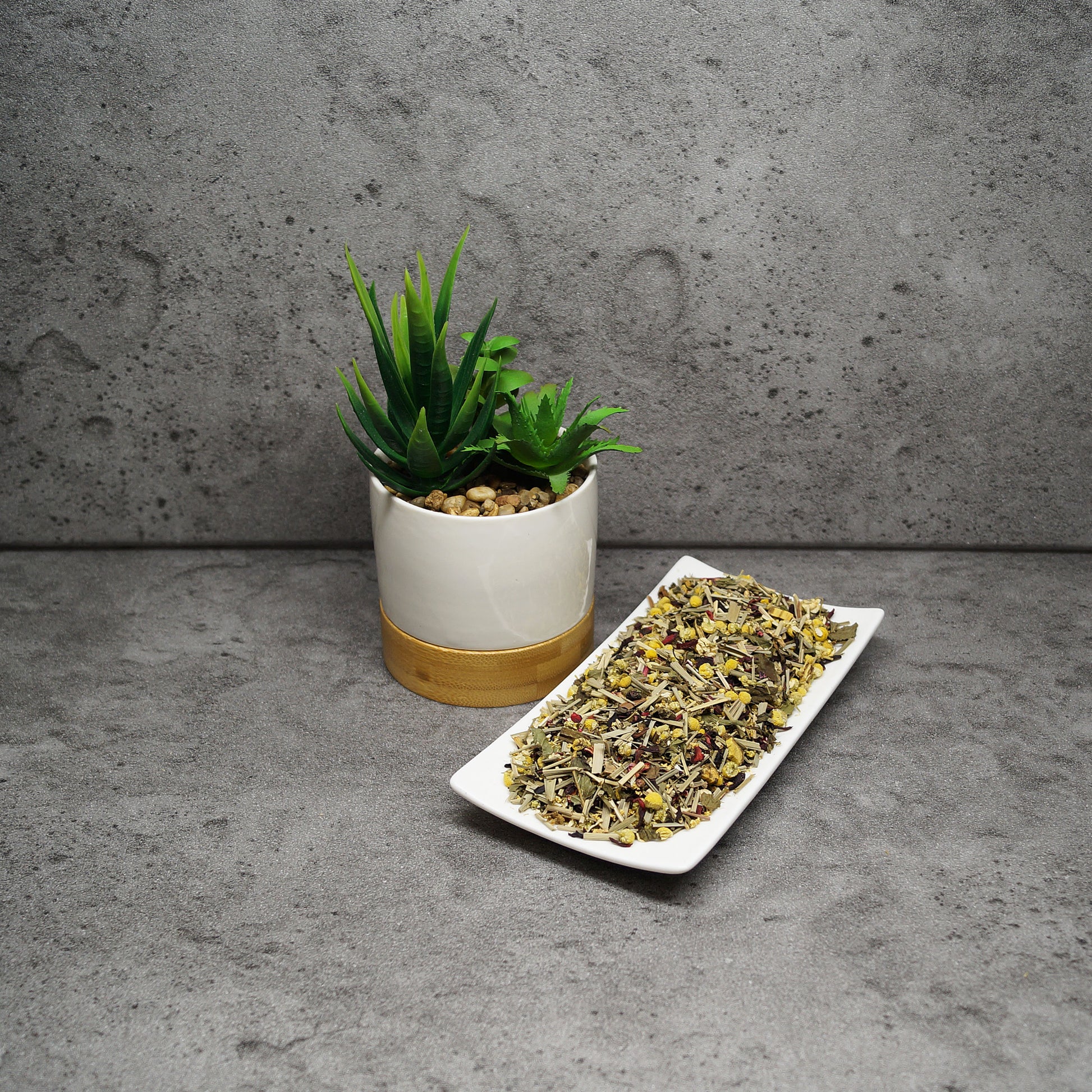 Herbal Tea Ingredients – Black Currant, Lemongrass, Hibiscus, Wild Berries and Ginger