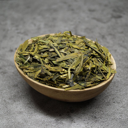 Order premium Dragon Well Organic green tea loose leaf for a healthy and soothing tea break