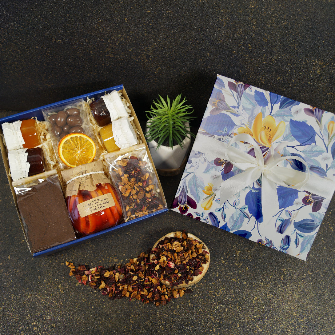 Honey and jam treats included in tea and coffee gift box – sweet present for teacher