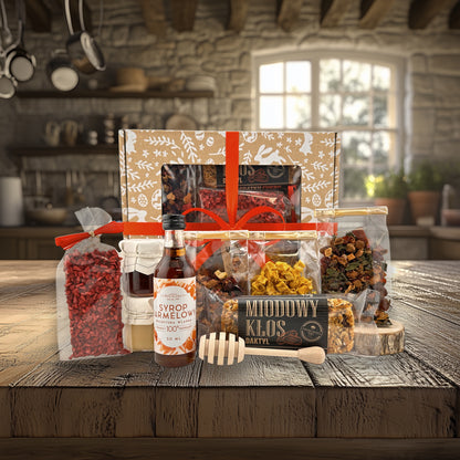 Loose leaf tea assortment in luxury box with honey