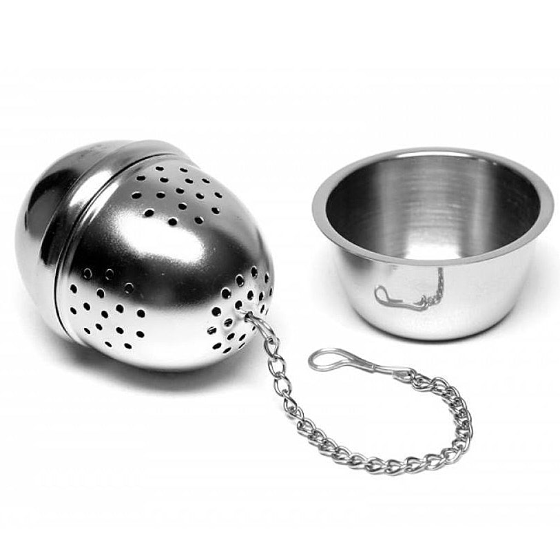 Luxurious tea gift set with teapot