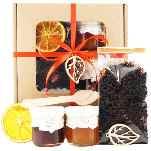Premium tea gift set with sweets – perfect gift for mom, grandma or teacher