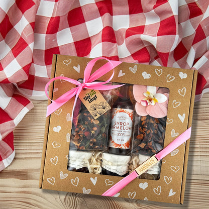 Personalized tea gift set – perfect Valentine or anniversary present