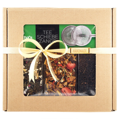 Loose leaf premium black tea blend close-up from Unitea Land gift set