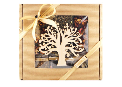 Gift box containing organic teas, ideal birthday present for tea enthusiasts
